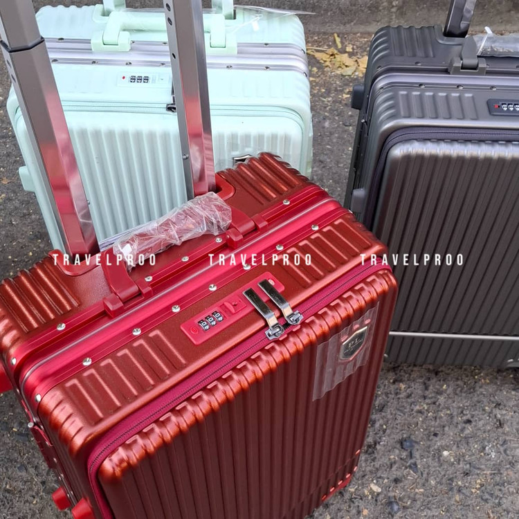 سایز کوچک بدون زیپ جای لپتاپ دار 1010
